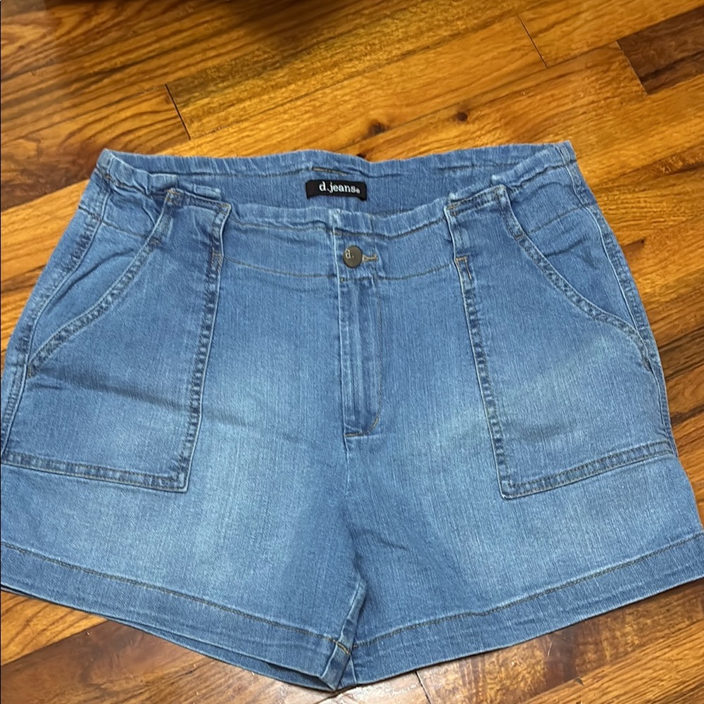 D. Jeans High Rise Denim Shorts